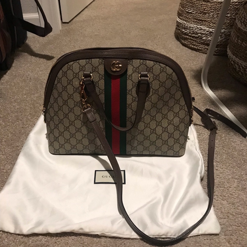 Authentic Gucci ophidia gg medium dome bag